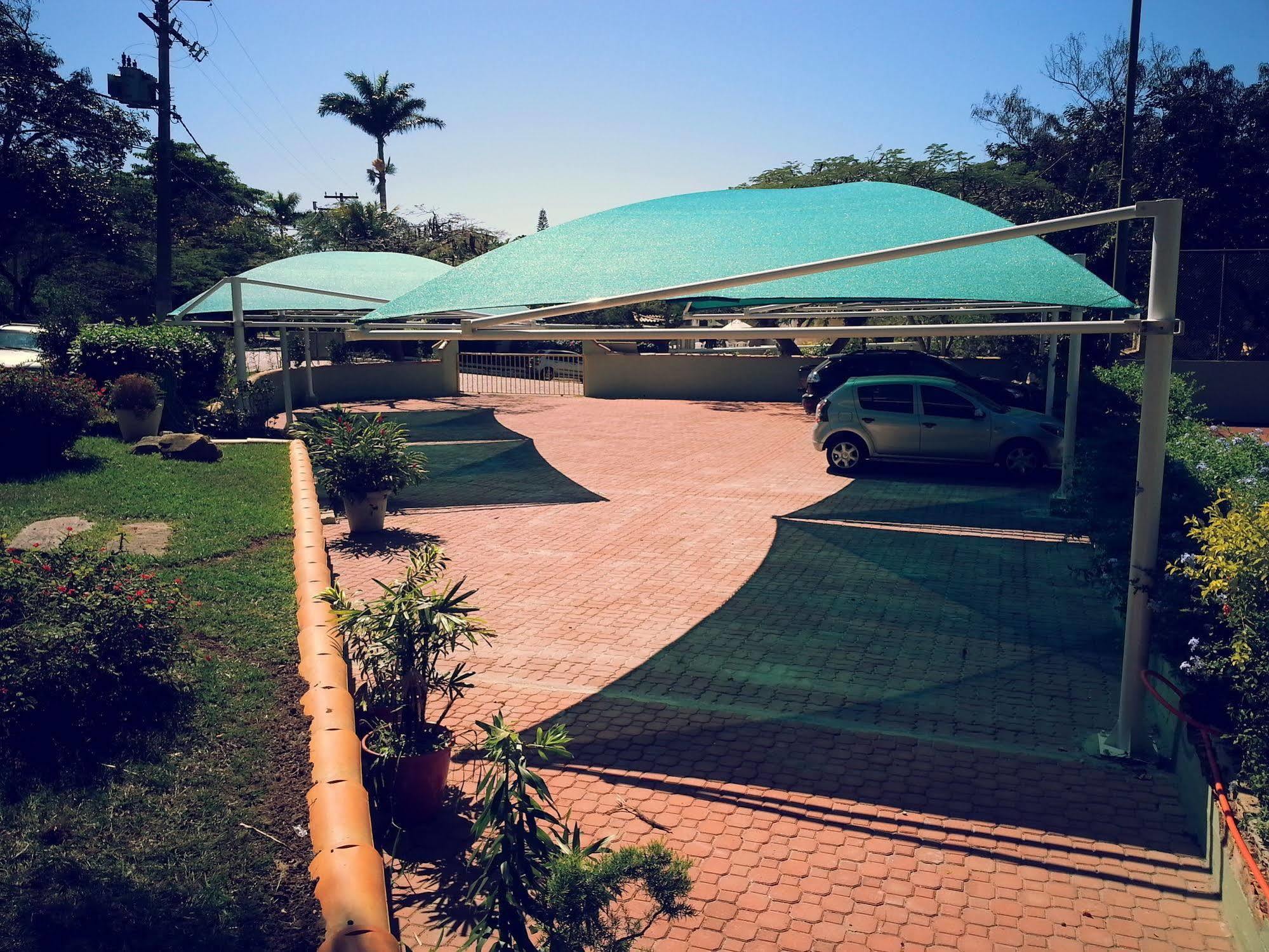 El Cazar Hotel